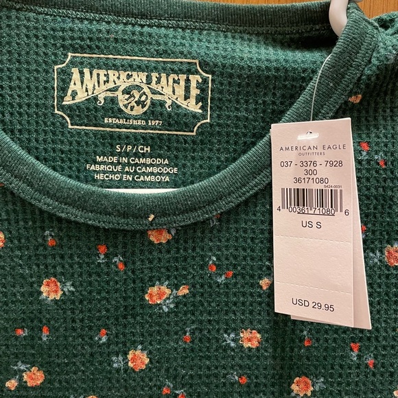 American Eagle Outfitters Tops - American Eagle Waffle Knit Top Size S